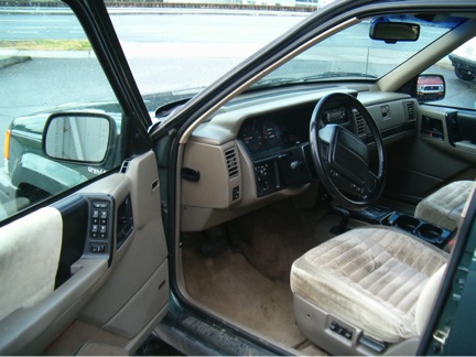 Old Jeep Grand Cherokee Interior