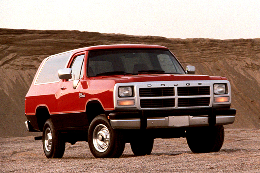This 1976 dodge ramcharger is for sale in grand rapids, mi. Coal Dodge Ramcharger Weirdo Seller Creepy Buyer Curbside Classic