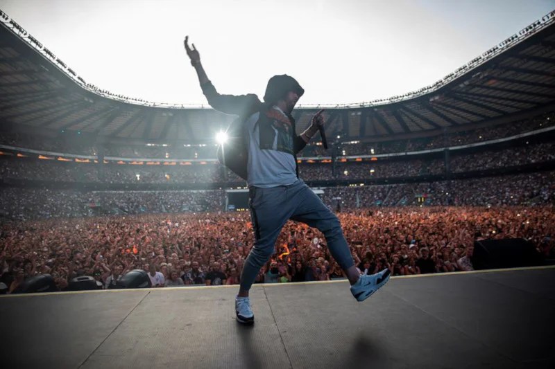 Traduzione tedesca del testo di kill you di eminem. Eminem Is Heading To Abu Dhabi This October And Here's Why ...