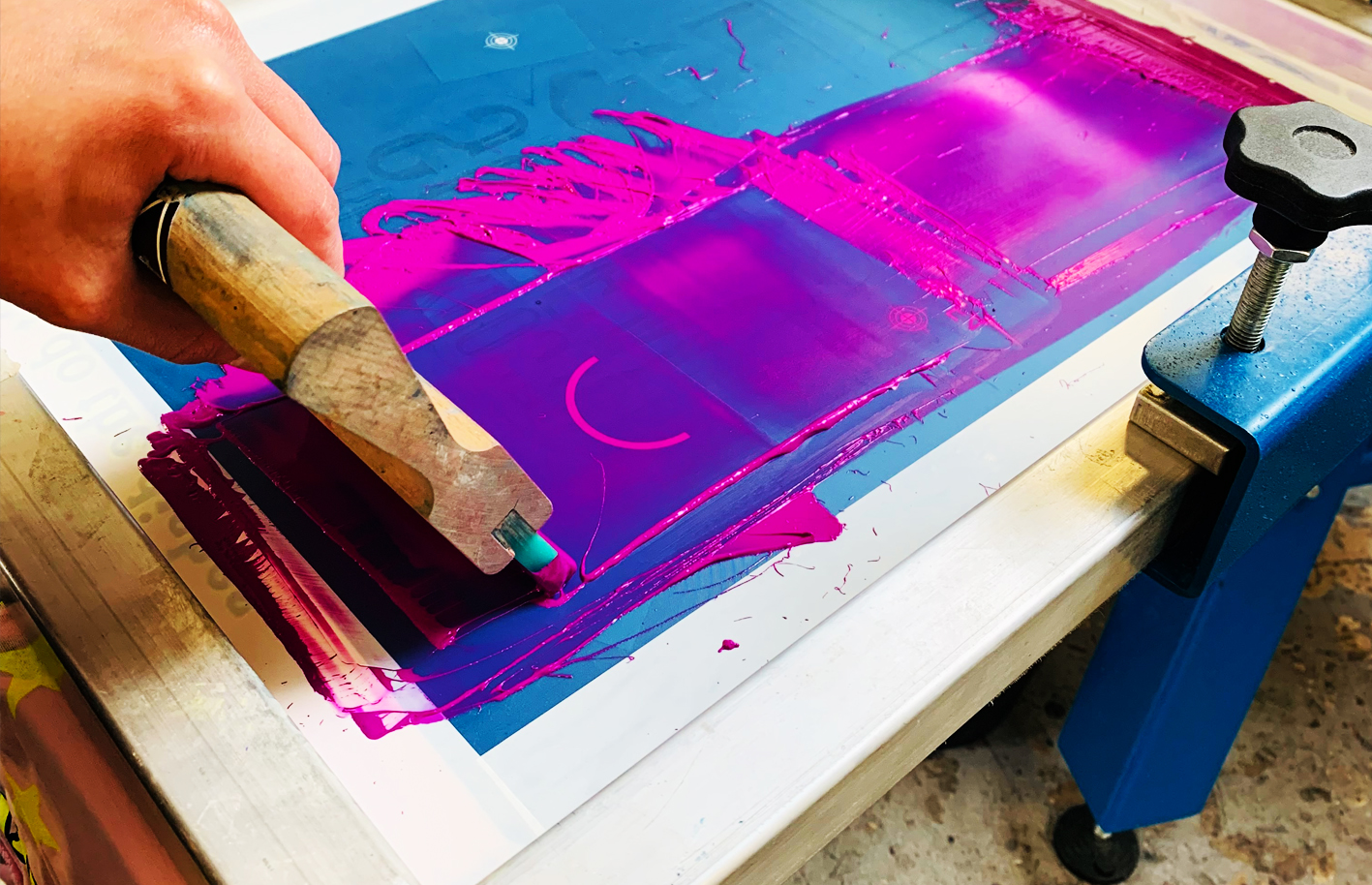 SCREEN PRINTING BASICS, STEP BY STEP Squeegee & Ink