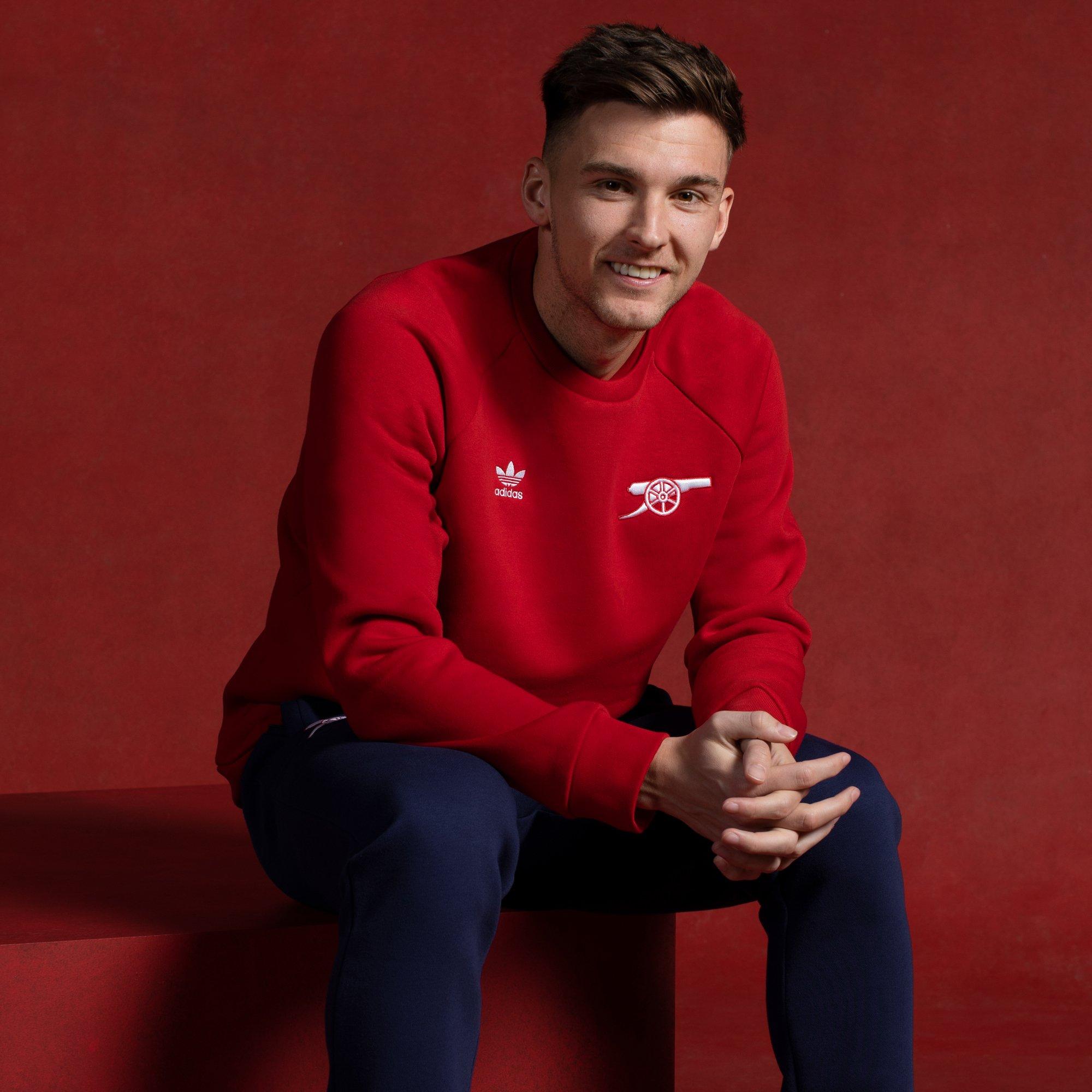 Arsenal Originals Essentials Crew Sweatshirt Official Online Store