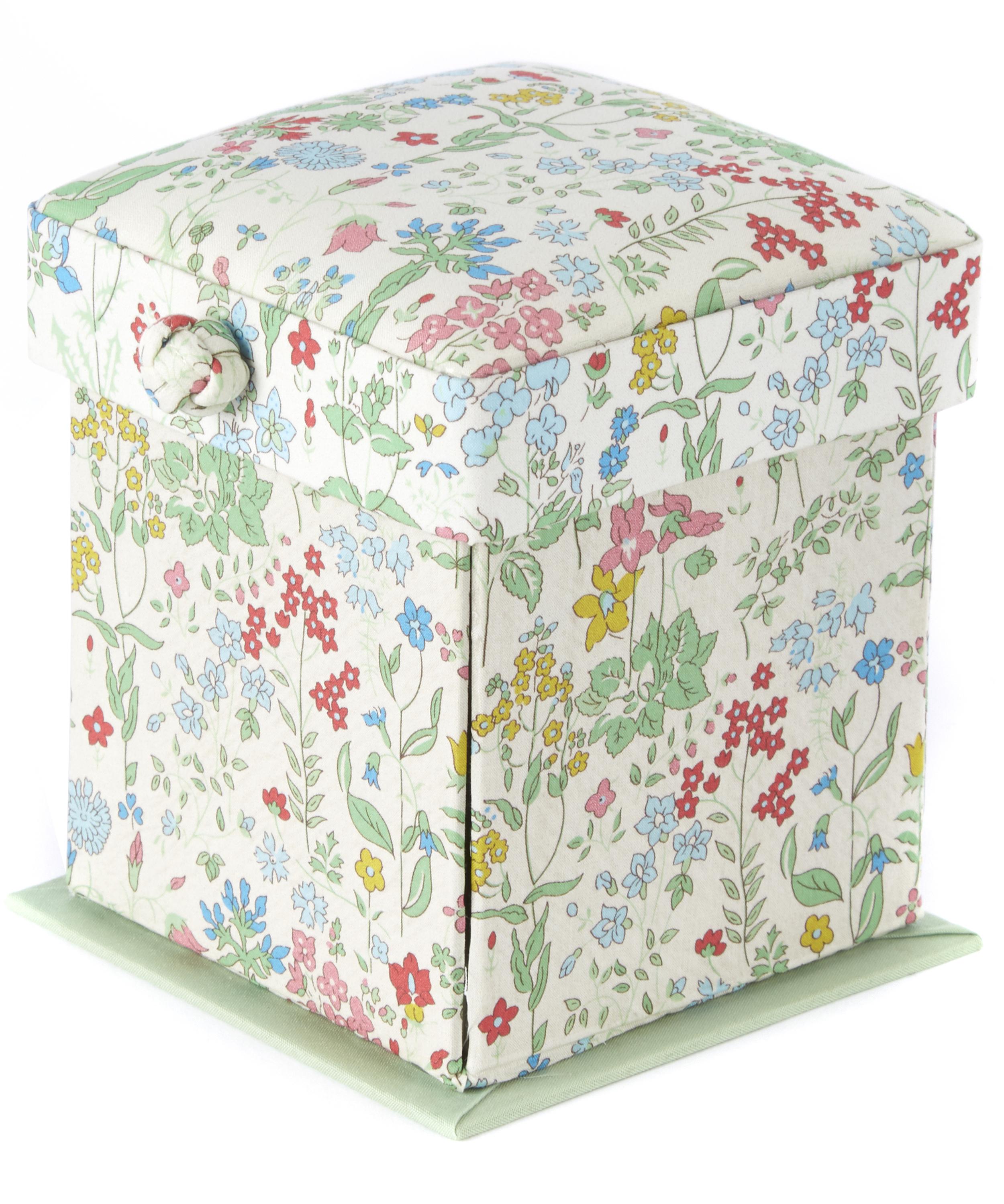 Luxury Fabrics Patterned & Floral Fabric Liberty London Liberty