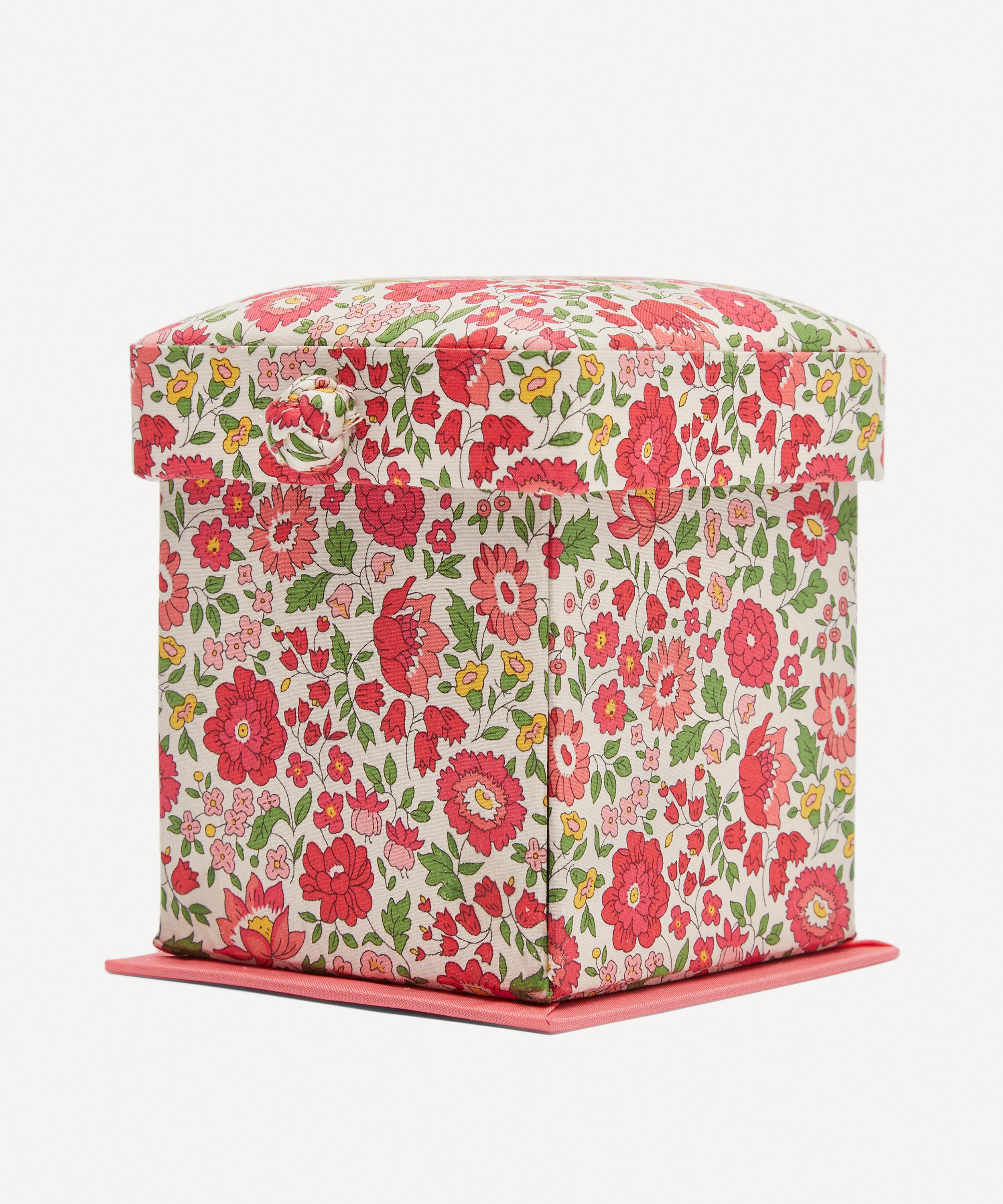 Luxury Fabrics Patterned & Floral Fabric Liberty London