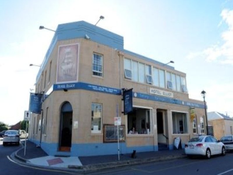 Hotel Elliot, Port Elliot Leasehold & Business, 35 The Strand, Port