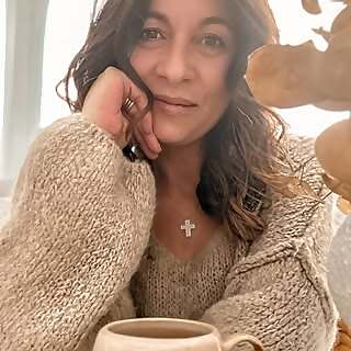 Top 35 Bohemian Influencers in 2024