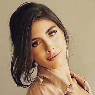 Top 100 California OnlyFans Influencers in 2025