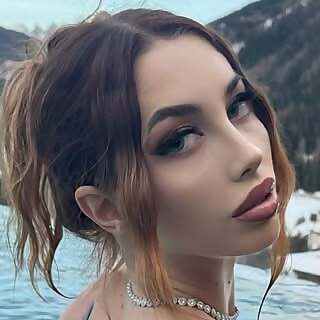 Top 100 European OnlyFans Influencers in 2025 (European OnlyFans Models)