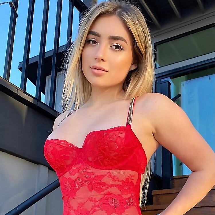 Top 100 OnlyFans Influencers in 2025 (OnlyFans Models)