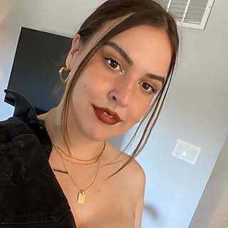 Top 100 Canadian OnlyFans Influencers in 2025 (Canadian OnlyFans Models)