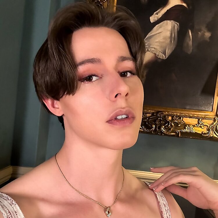 Top 100 UK OnlyFans Influencers in 2025 (British OnlyFans Models)