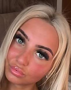 Top 100 UK OnlyFans Influencers in 2025 (British OnlyFans Models)