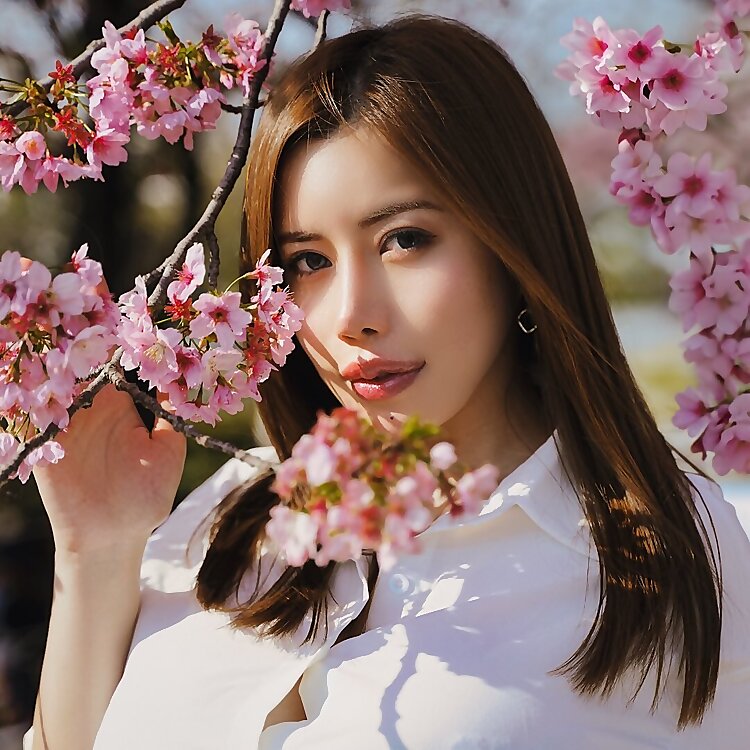 Top 60 Asian OnlyFans Accounts in 2025 (Asian OnlyFans Models)