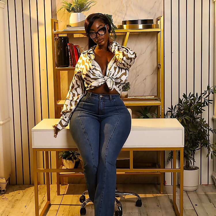 Top 100 Black OnlyFans Models in 2025 (Ebony OnlyFans)