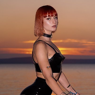 30 Onlyfans Twitter Accounts Most Popular in 2025