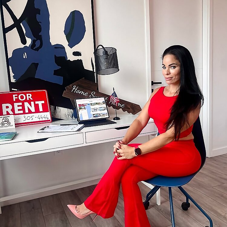 Top 60 Miami Onlyfans Influencers in 2025