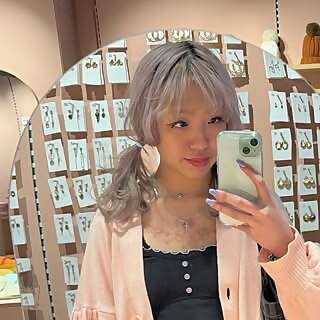 Top 35 Chinese OnlyFans Influencers in 2025