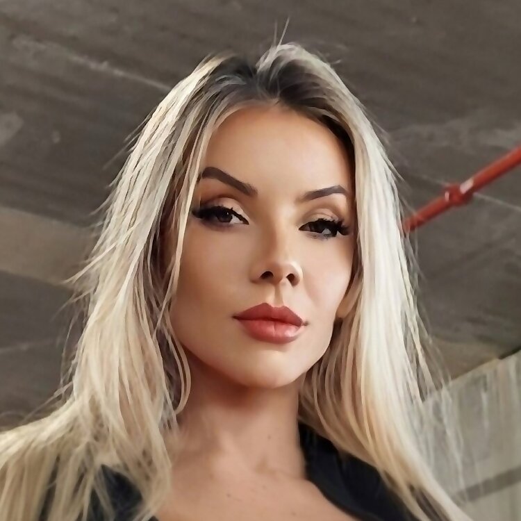 Top 100 Free OnlyFans Accounts in 2025 (Free OnlyFans Models)