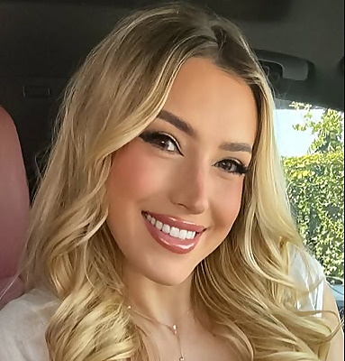 Top 100 OnlyFans Influencers in 2025 (OnlyFans Models)