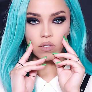 Top 10 Blue Hair OnlyFans Influencers in 2025