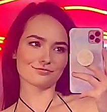 Top 100 UK OnlyFans Influencers in 2025 (British OnlyFans Models)