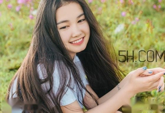 小腹突出是怎麼回事 和肋骨有關嗎 疾病治療 靚麗少女網