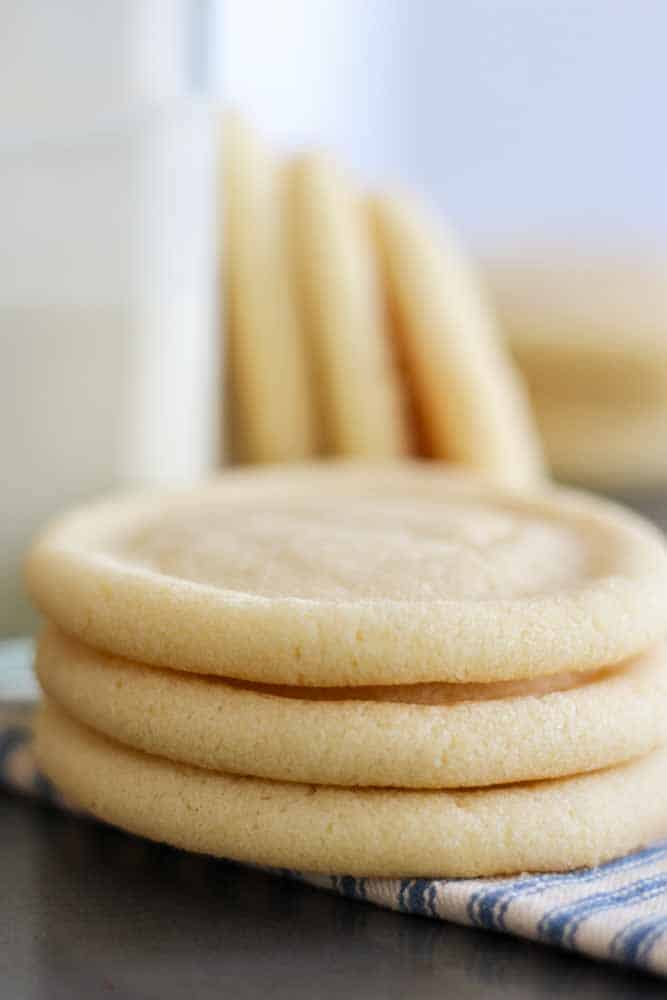 We have found the best sugar cookie recipe ever and we couldn't wait to share it so that everyone can have super yummy homemade sugar cookies. The Best Sugar Cookies | What Molly Made