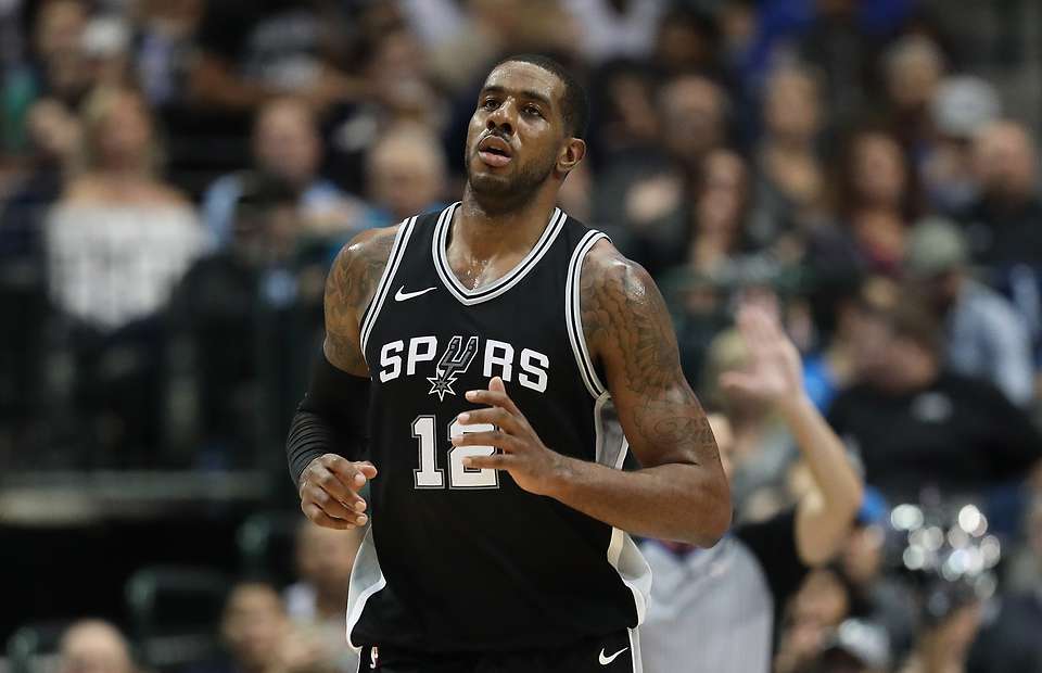 Get the latest nba news on lamarcus aldridge. I saluti del mondo NBA a LaMarcus Aldridge