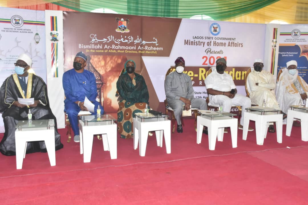 The ramadan prayer guide gives you prayer points for each of the 3 ashra's of ramadan, highlighting what muslims may be particularly focusing on during these periods. Ramadan: Sanwo-Olu seeks prayers for Nigeria - New Telegraph