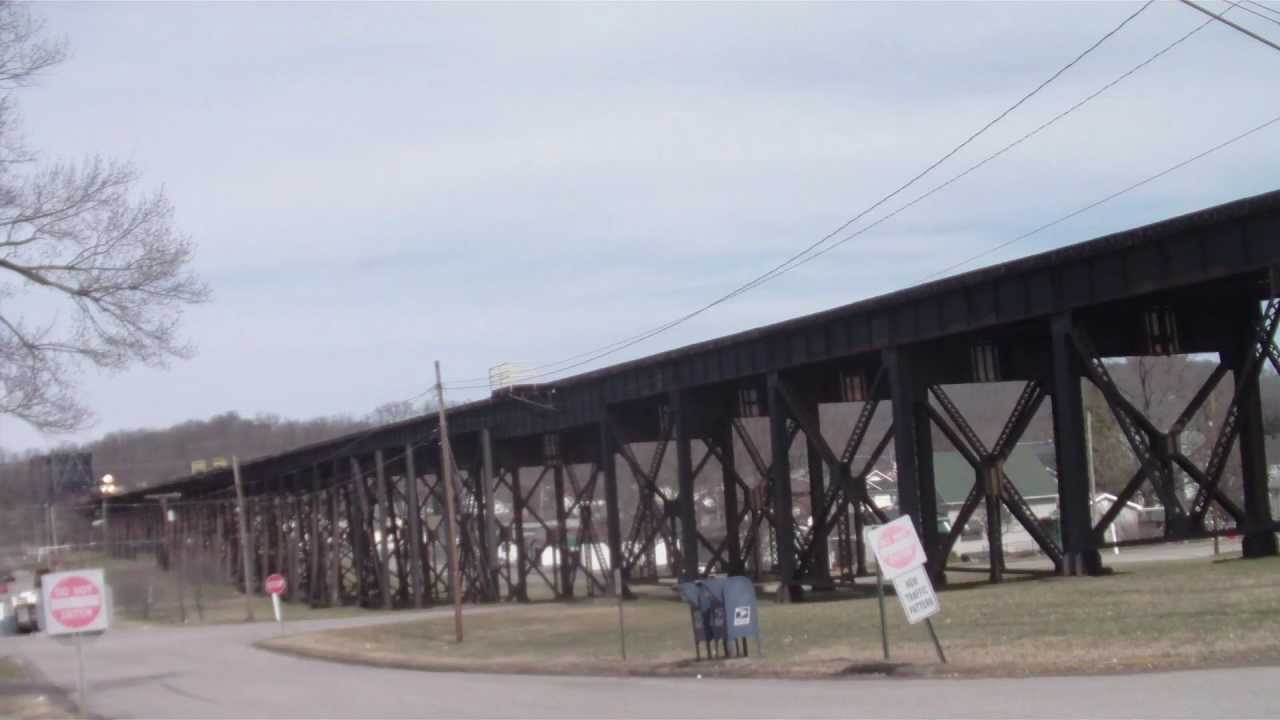 Railfanning Kenova, West Virginia. NS Train 188 With A Very Nice Lash