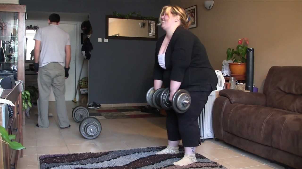 300 Pound Woman lifting weights? HECK YEAH! YouTube