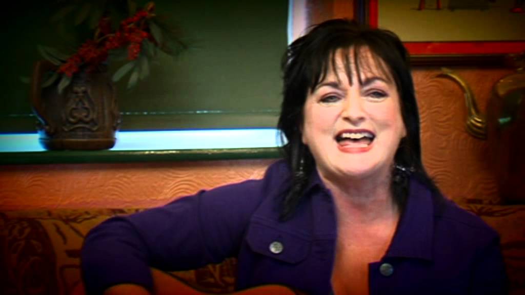 Louise Morrissey. All Around My Hat YouTube