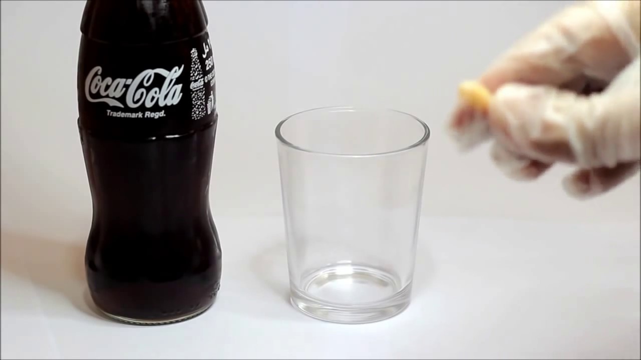 What happens to a tooth if you leave it in Soft Drink for 24 hours