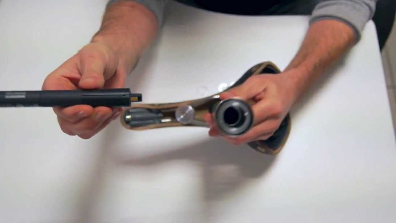 Batterie Shimano Di2 intégrée dans une tige de selle titane. YouTube