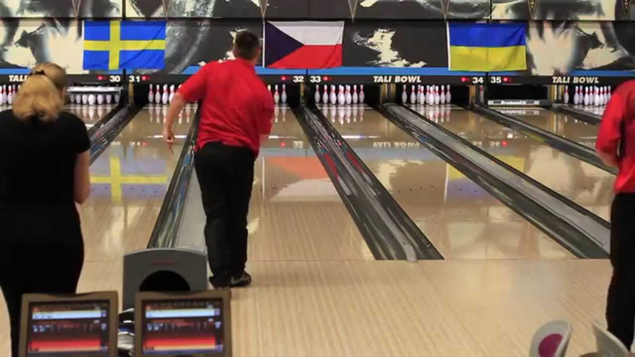 Top 10 Bowling Styles in Ballmaster Open 2012 (slow motion HD) YouTube