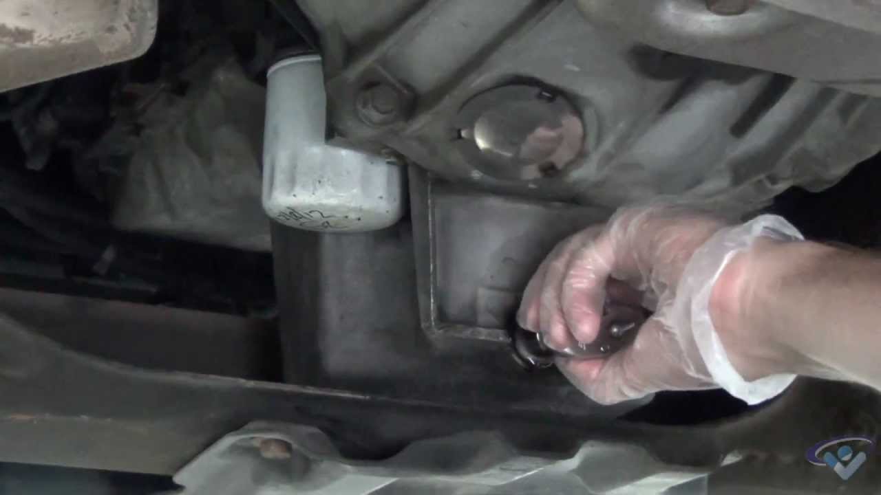 Oil Change & Filter Replacement 19992006 Chevrolet Tahoe, Suburban