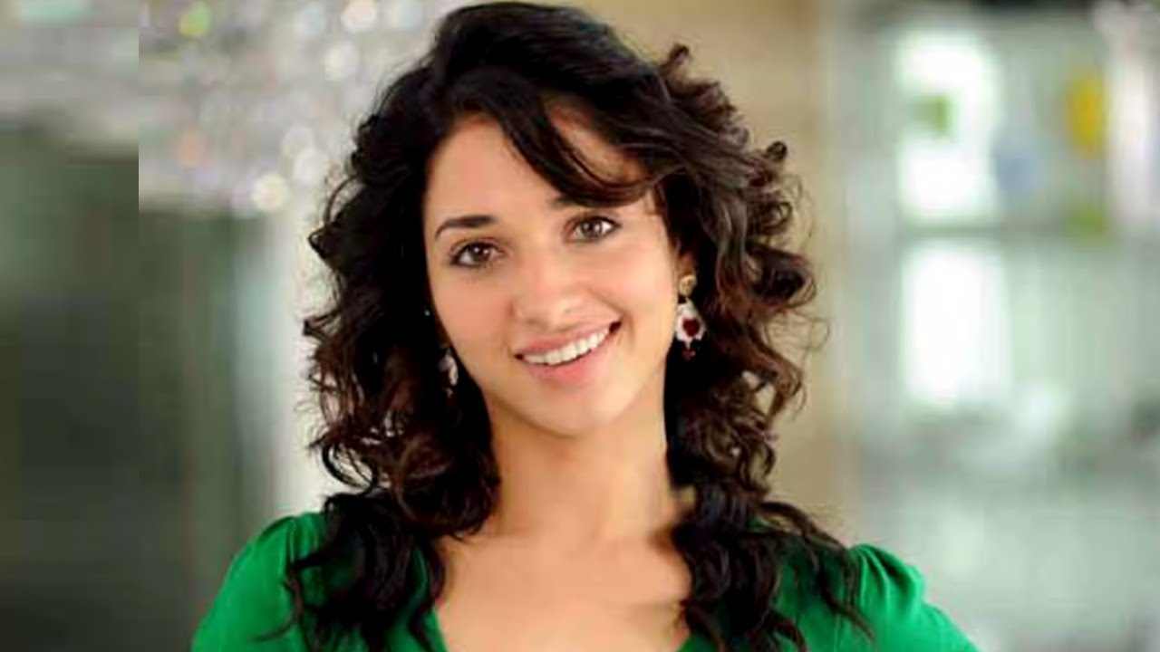 South Indian Actress Beautiful Hair Styles (HD) - YouTube (1280 x 720 Pixel)