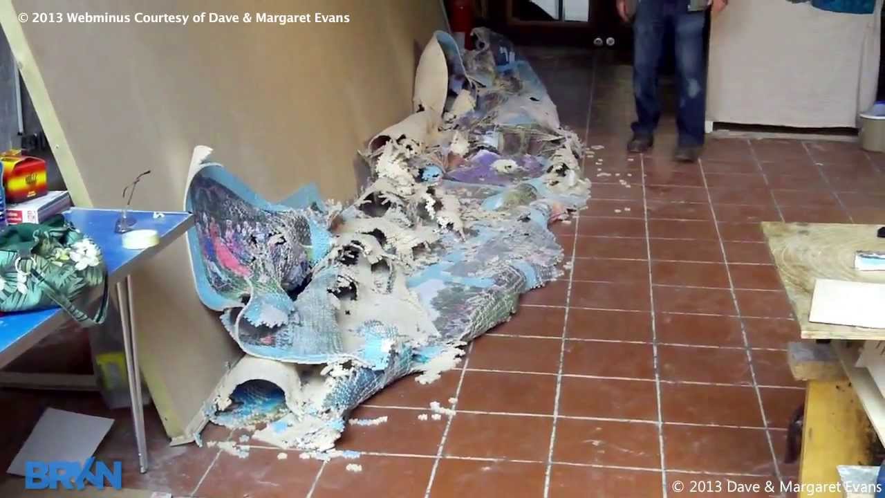 World's Largest Jigsaw Puzzle Collapses YouTube