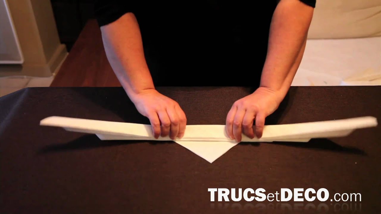 Pliage de Serviette en forme de Feuille d'Arum par YouTube