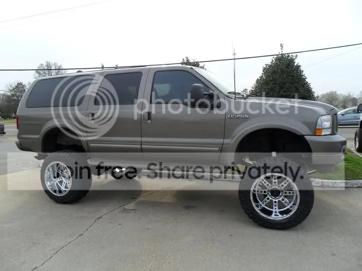 ** 2002 FORD EXCURSION LIMITED 4X4** 7.3 POWERSTROKE