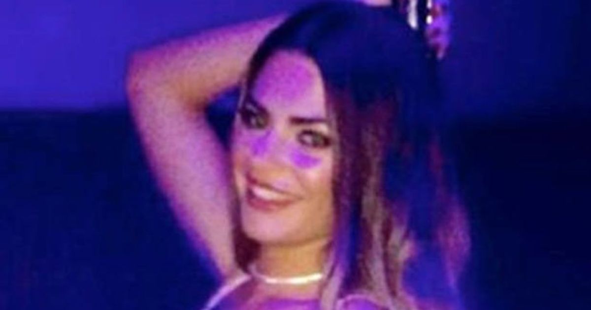 Megan Barton Hanson floors fans with 'bad b***h' stripping post - Daily