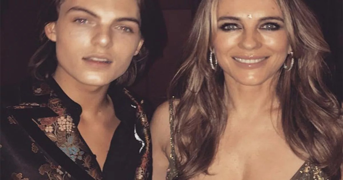 Liz hurley impactó con un sensual traje de kill bill para halloween. Liz Hurley's son Damian 'begs her to stop flashing boobs ...