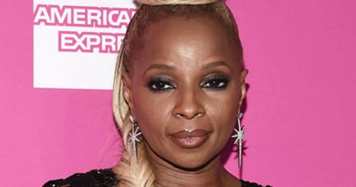 Braless Mary J Blige, 46, shows off every curve in risqué jumpsuit