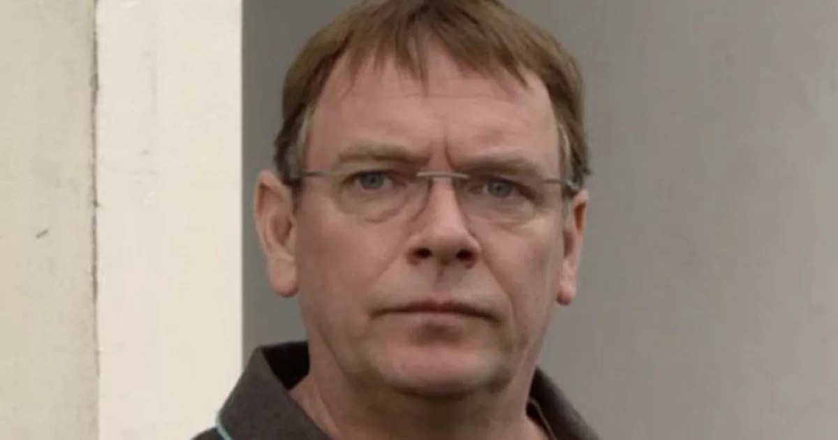 EastEnders' Ian Beale announces he is leaving Albert Square after 30
