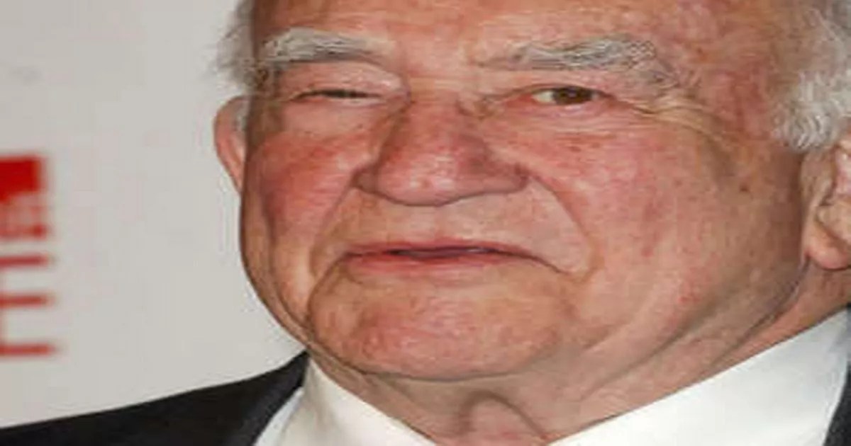 Asner divorces wife Daily Star(020)