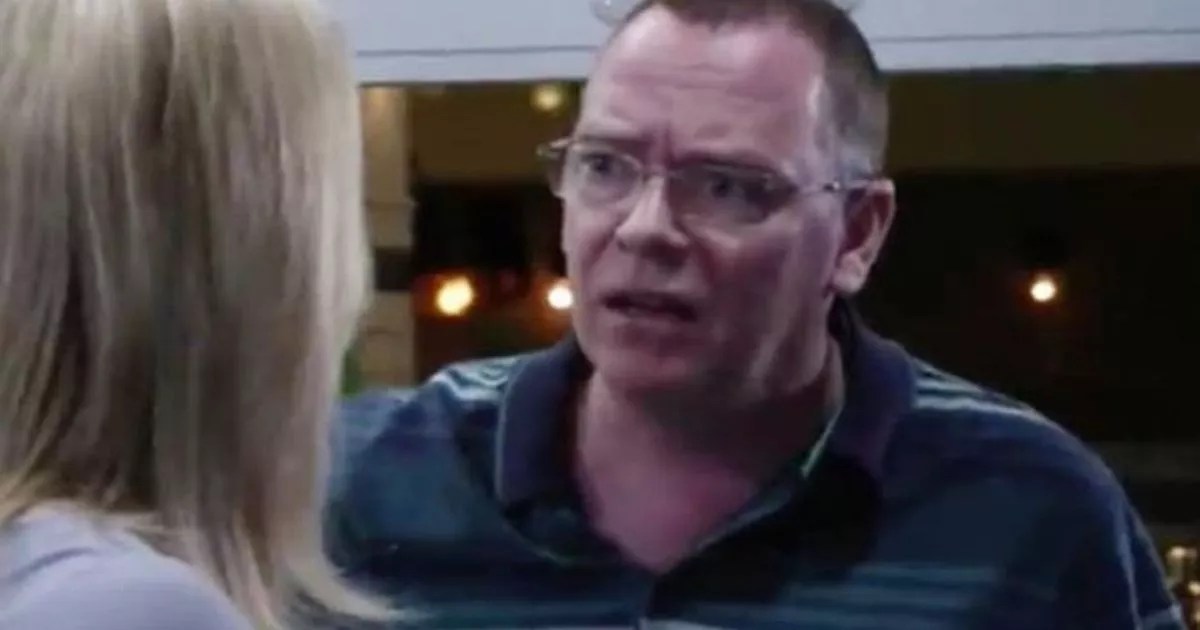 EastEnders viewers slam writers over Ian Beale's Muslim comments