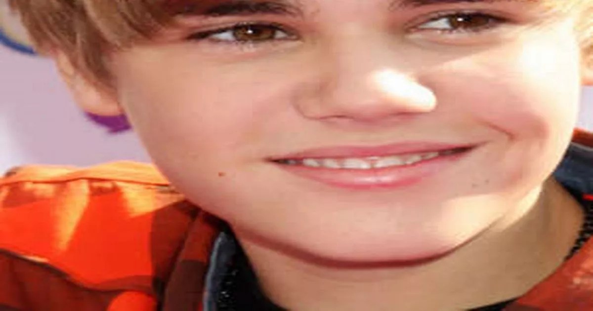 Bieber wants to shave his head Daily Star(014)