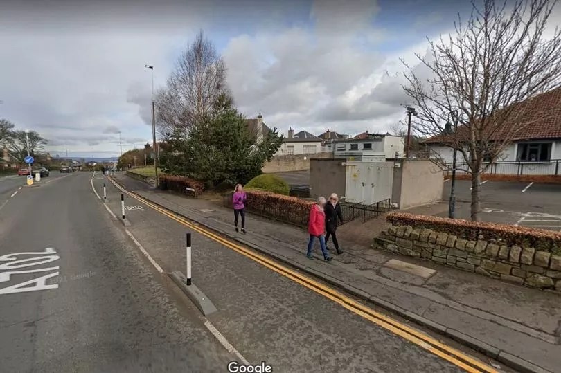 Elderly Edinburgh man 'left with bruised ribs' after falling over cycle(03)