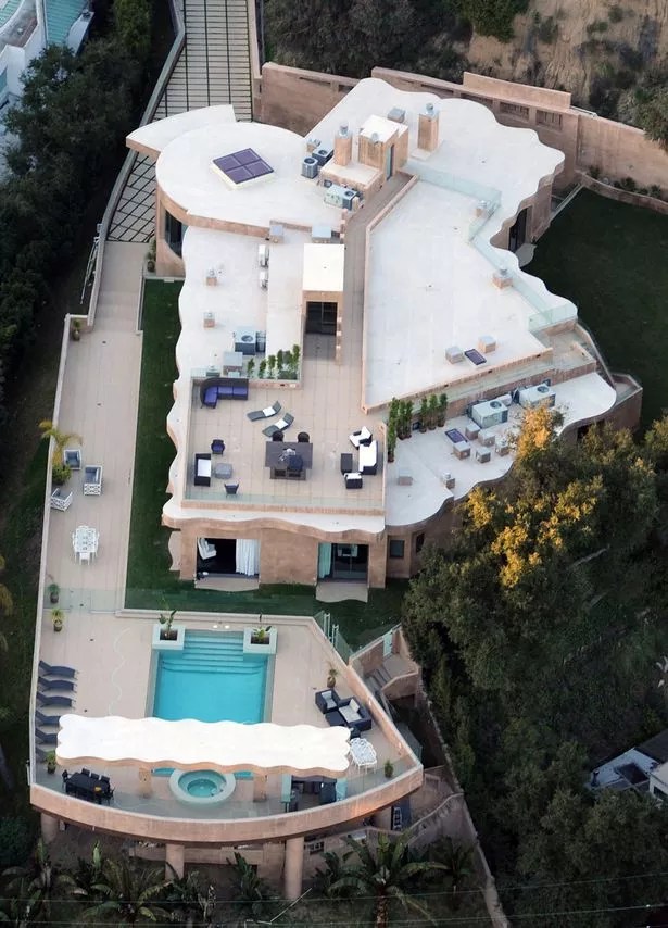 Rihanna splashes fortune on 12MILLION mansion in LA, plus the best