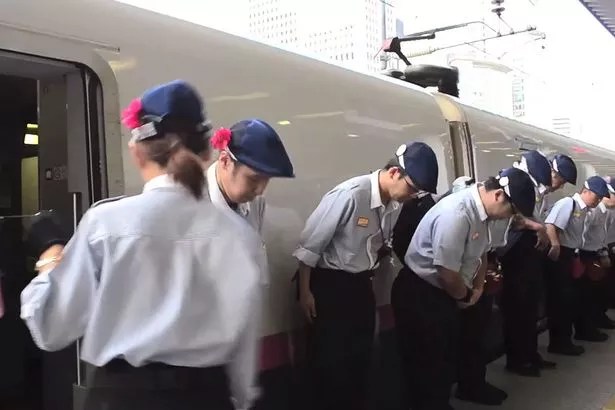 Japanese bullet trains are spotlessly cleaned by army of staff in