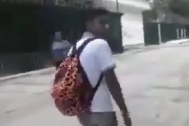 See Brutal Moment Bully Gets Knocked Out Cold After Picking On Harmless Kid And Mocking His Rucksack - Uk News - Newslocker See Brutal Moment Bully Gets Knocked Out Cold After Picking On Harmless Kid And Mocking His Rucksack - Irish Mirror Online